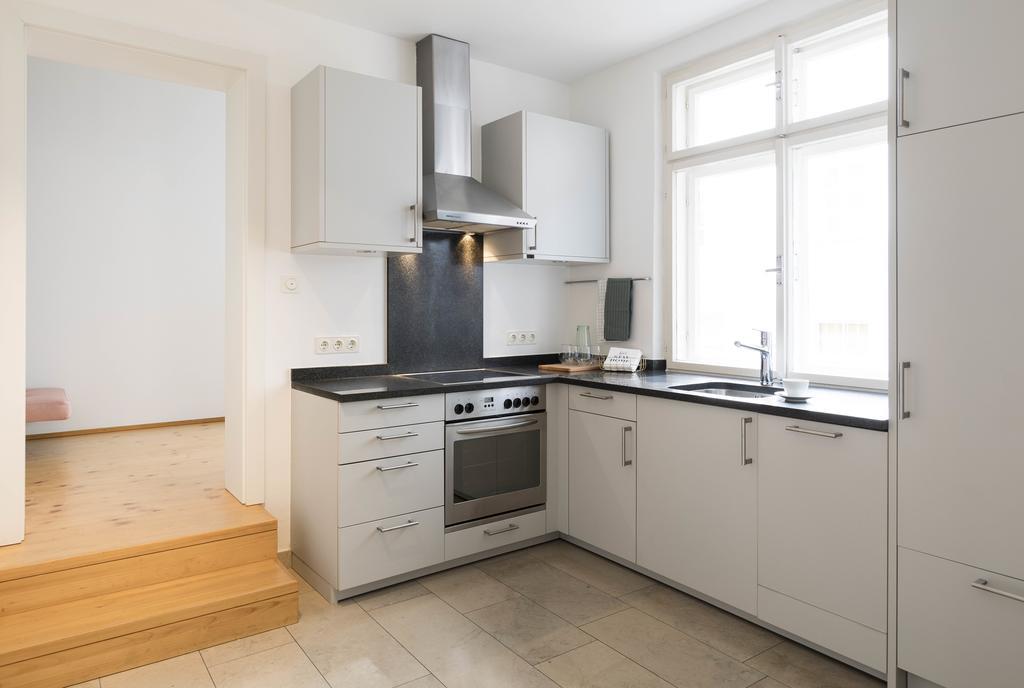 Apartment Heart Of The City Center Salzburg Bagian luar foto